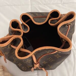 Louis Vuitton petit noe